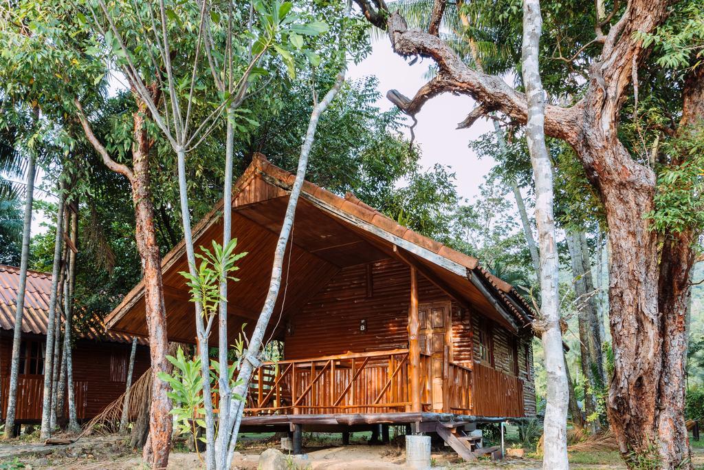 Koh Chang Boat Chalet Exterior photo