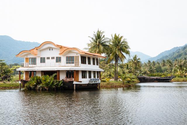 Koh Chang Boat Chalet Exterior photo